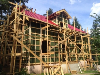 Строительство каркасного дома по проекту КД-043 в пос. Орехово, СНТ «Орехово-Северное» в комплектации «Под ключ». Строительство каркасного дома по проекту КД-043 в пос. Орехово, СНТ «Орехово-Северное» в комплектации «Под ключ».